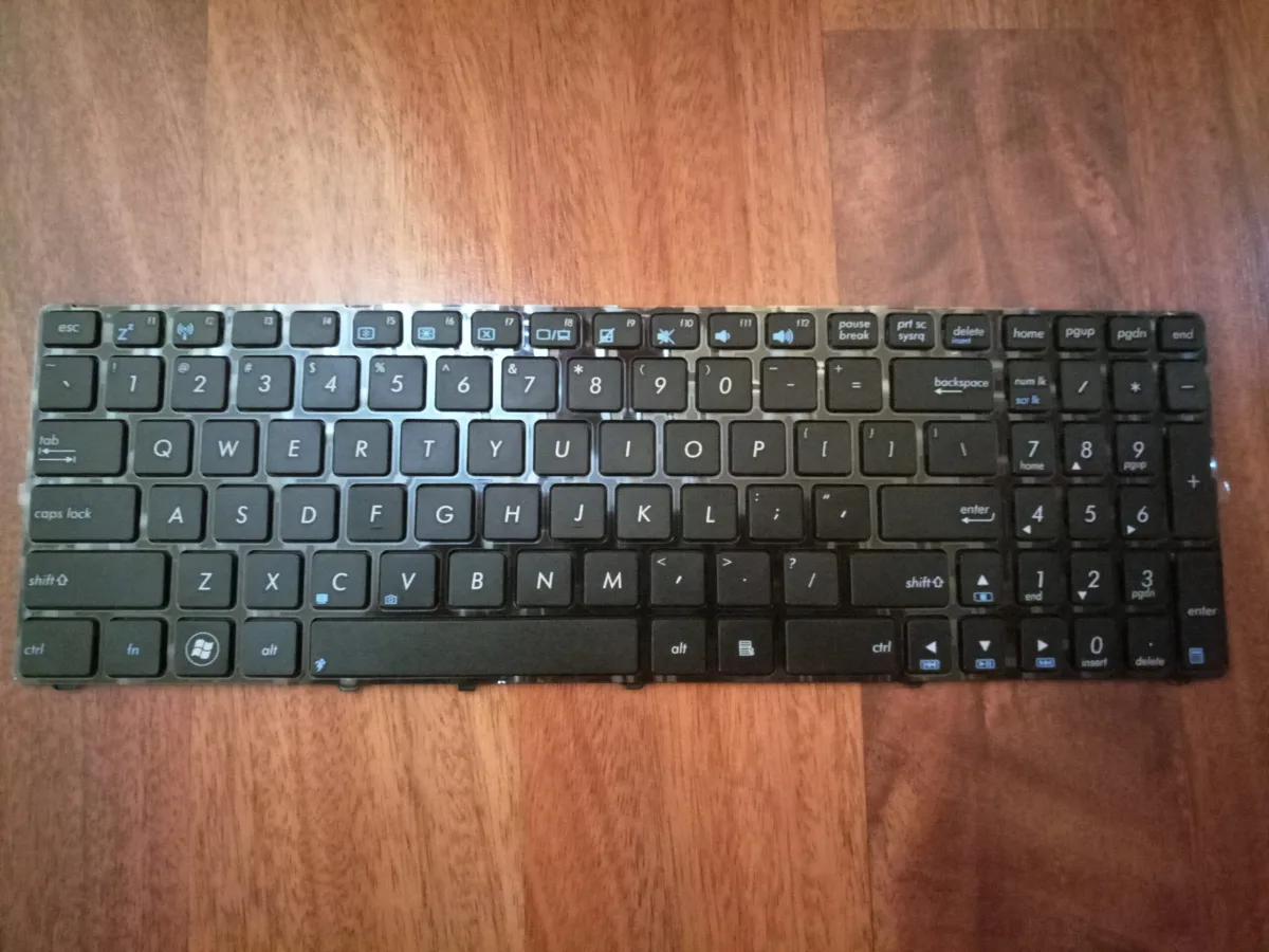 nova tastatura asus X64 X64D X64DA X64J X64Ja
