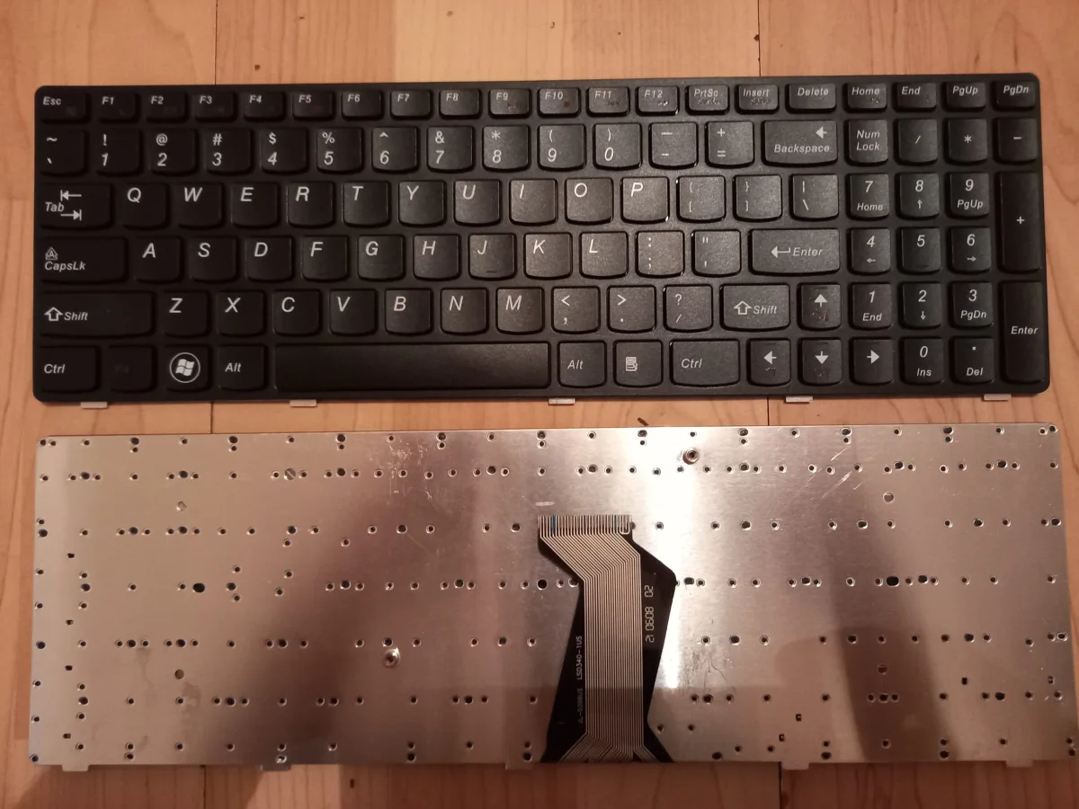 tastatura lenovo y570 Y570N-ITH Y570P Y570P-ISE nova