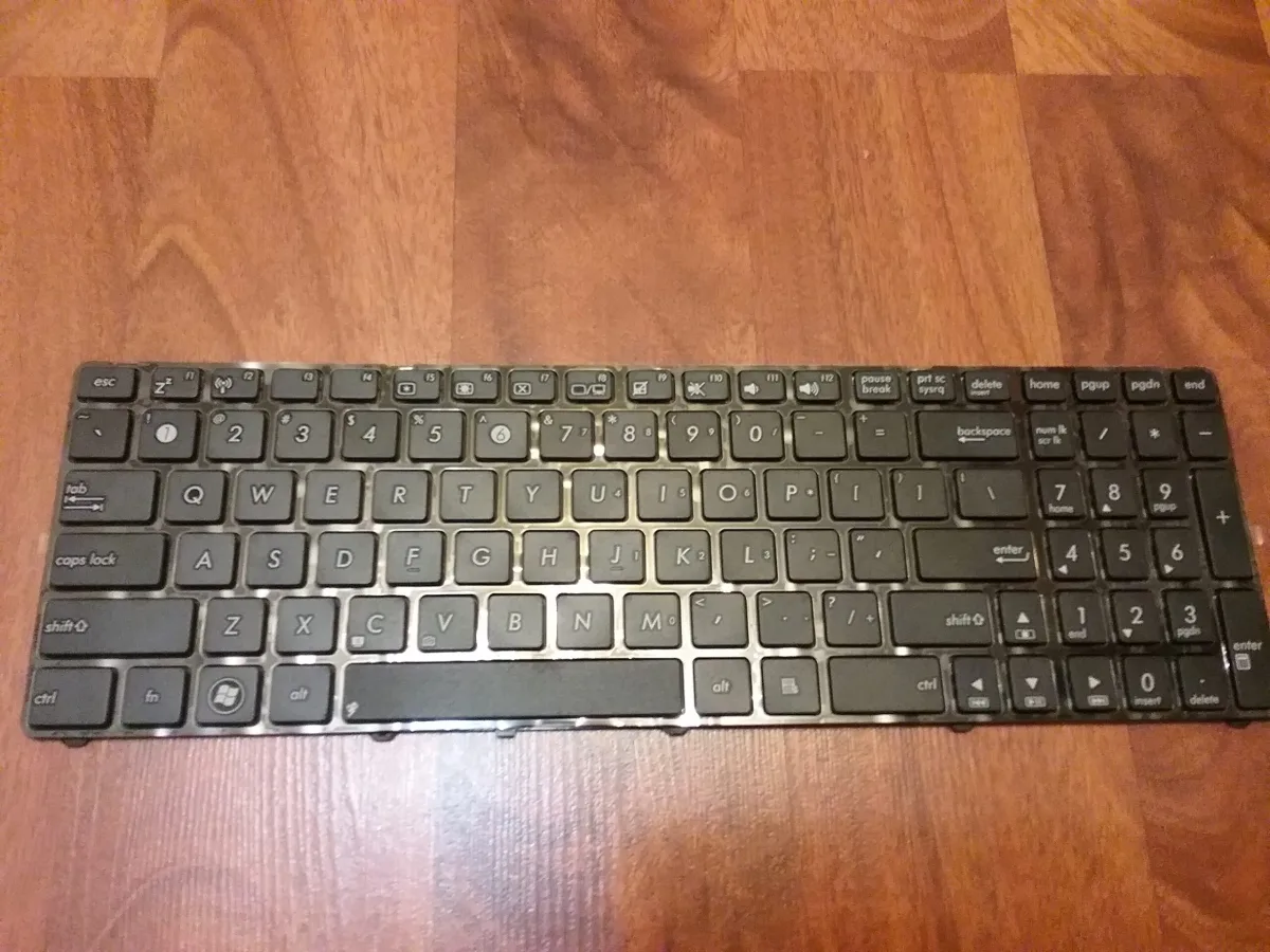 nova tastatura asus k60 k60ij k60il k60in k61 k61i k61ic