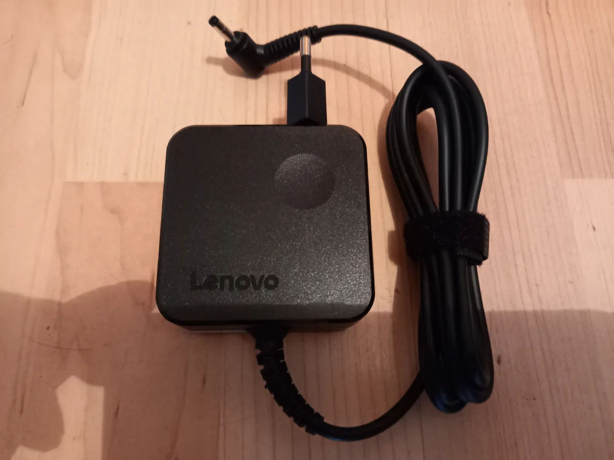lenovo punjac b110-14ibr bs145-15 bs145-15igm original novo