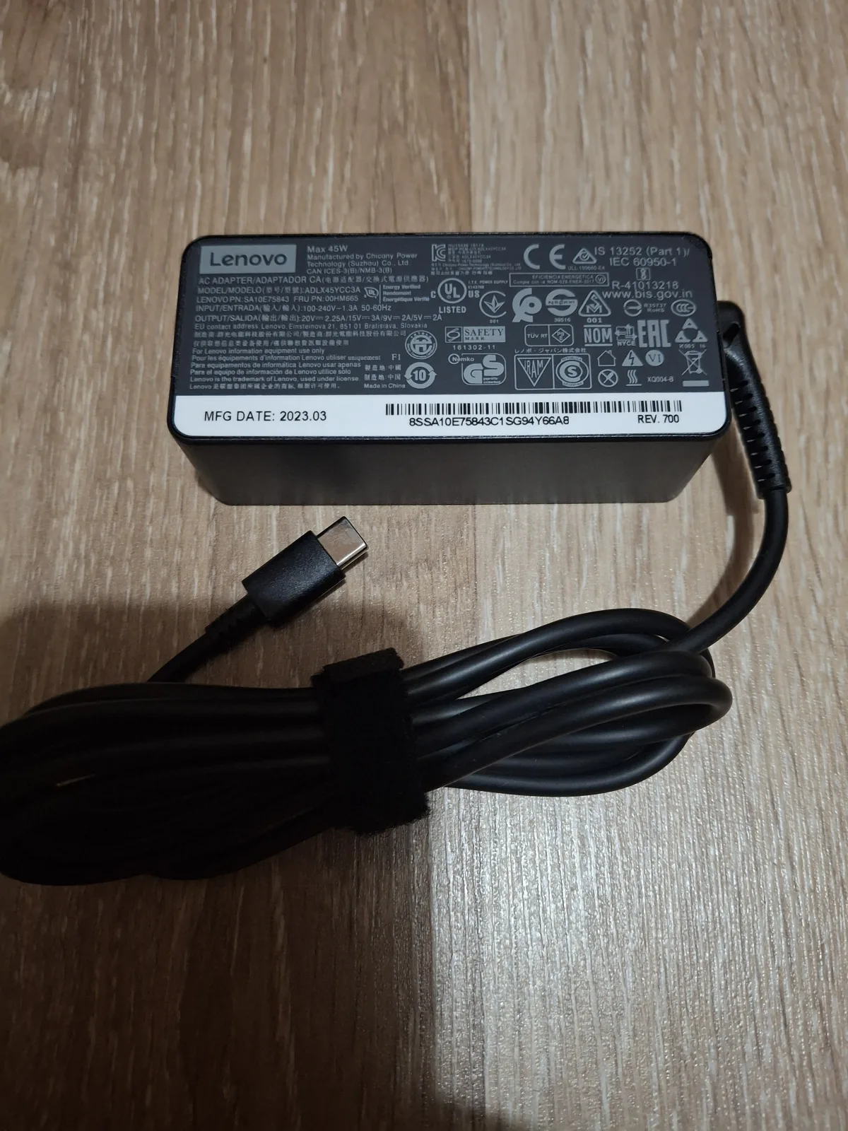 lenovo punjac adlx45udcb2a adlx45udcr2a original novo